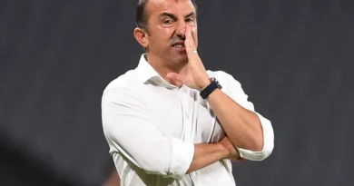 Rewrite Eyupspor vs Caykur Rizespor – News and Probable Lineups in ENGLISH: translate all country names to English and adapt team/club names to their standard English exonyms when widely used (e.g., Bayern München → Bayern Munich, Inter Milano → Inter Milan); otherwise keep official club names; preserve original casing; output only the transformed title.