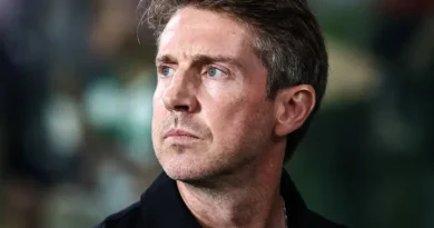 Rewrite Rio Ave vs Nacional – News and Probable Lineups in ENGLISH: translate all country names to English and adapt team/club names to their standard English exonyms when widely used (e.g., Bayern München → Bayern Munich, Inter Milano → Inter Milan); otherwise keep official club names; preserve original casing; output only the transformed title.